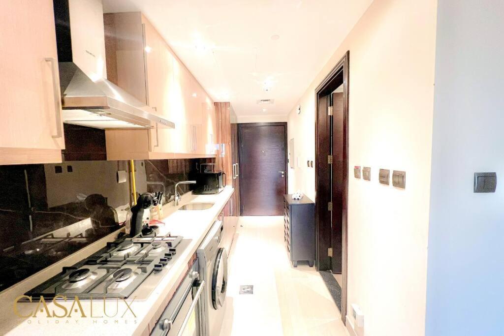 Lovely Big Studio W/ Burj Khalifa View In Downtown Dubai Eksteriør billede