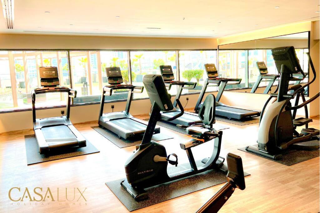 Lovely Big Studio W/ Burj Khalifa View In Downtown Dubai Eksteriør billede