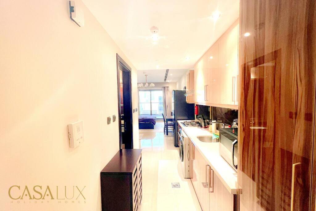 Lovely Big Studio W/ Burj Khalifa View In Downtown Dubai Eksteriør billede